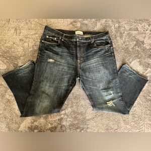 Aeropostale Men's Essex Straight Leg Distressed Denim Jeans, Size 40W x 32L